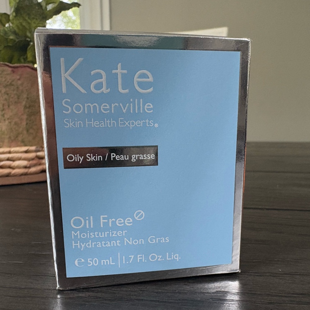 NEW IN BOX Kate Somerville Oil Free Moisturizer 1.7 FL OZ